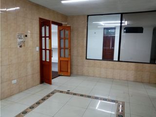Foto 32 de La Mena, Local Comercial en Renta, 500m2, 15 Ambientes