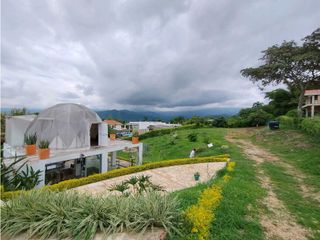 Foto 1 de Se Vende Lote en Miralomas