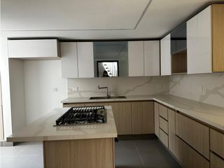 Foto 9 de Casa en Arriendo La Sebastiana Envigado
