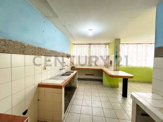 Foto 7 de ALQUILO OFICINA -CONSULTORIO-LOCAL EN LINCE 100 M2 PISO 2