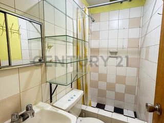 Foto 6 de ALQUILO OFICINA -CONSULTORIO-LOCAL EN LINCE 100 M2 PISO 2