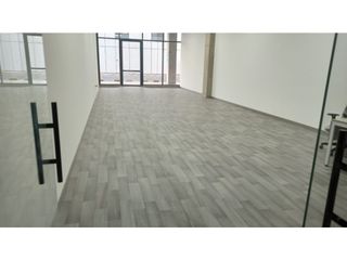 Foto 4 de ARRIENDO OFICINA 85M2 CENTRO EMPRESARIAL AV DORADO, BOGOTA D.C