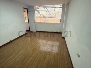 Foto 15 de Amplio local comercial en Lince