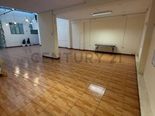 Foto 12 de Amplio local comercial en Lince