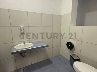 Foto 9 de Amplio local comercial en Lince