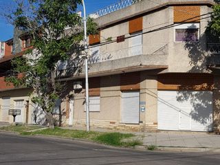 Foto 1 de PH en Lanús Este