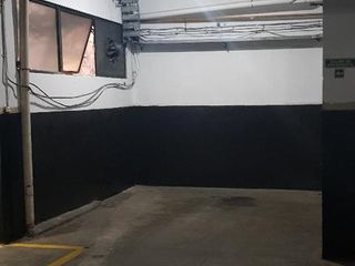 Foto 3 de Tucuman 764 y Esmeralda - Cochera en el 1er subsuelo - Inmejorable Ubicación - Seguridad 24hs