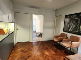 Foto 22 de Sobre Bv. Oroño y Rioja Rosario Venta Local Consultorios Oficinas Impecable Patio