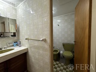 Foto 11 de Venta PH de 4 ambientes con cochera y jardin en Quilmes