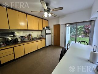 Foto 6 de Venta PH de 4 ambientes con cochera y jardin en Quilmes