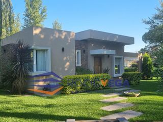 Foto 6 de Casa en venta en Cardenal del Monte, General Rodriguez