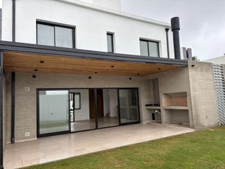 Foto 10 de Colinas de Manantiales * Casa 2 dorm * Terreno 250m2 * A estrenar