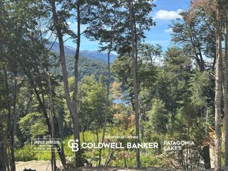 Foto 17 de Venta Casa Villa La Angostura 122m2 cubiertos  en pozo, vista parcial al lago 3 dormitorios Villa Correntoso