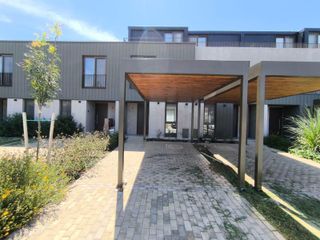 Foto 9 de Townhouse 4 ambientes en Oliden Joven amenities