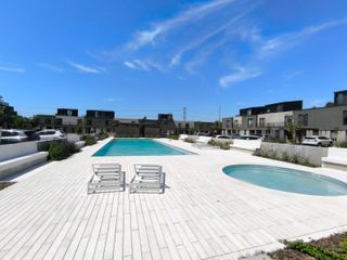 Foto 30 de Townhouse 4 ambientes en Oliden Joven amenities