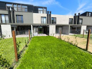Foto 23 de Townhouse 4 ambientes en Oliden Joven amenities