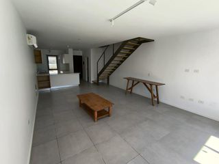 Foto 3 de Townhouse 4 ambientes en Oliden Joven amenities