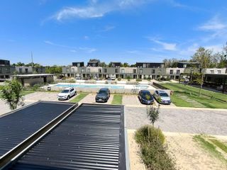 Foto 11 de Townhouse 4 ambientes en Oliden Joven amenities