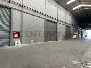 Foto 12 de Alquiler Bodega Industrial de 305m2 en Parque Industrial, EliA