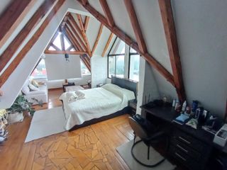 Foto 2 de VENTA O RENTA CASA COMERCIAL 311 M2 sobre Av. Diego de Vásquez. A.Ly.B.aqt