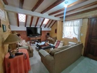 Foto 15 de VENTA O RENTA CASA COMERCIAL 311 M2 sobre Av. Diego de Vásquez. A.Ly.B.aqt