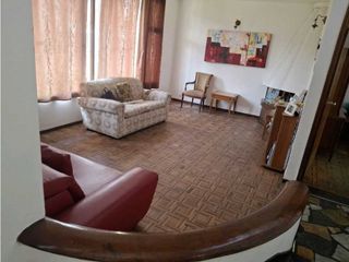 Foto 1 de Vendo casa USO OFICINAS - GERIATRICO -JARDIN INFANTIL -BOGOTA