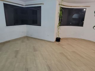 Foto 4 de DEPARTAMENTO EN RENTA SECTOR EL CONDADO