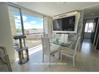 Foto 3 de VENDO APARTAMENTO REMODELADO EN MONSERRAT