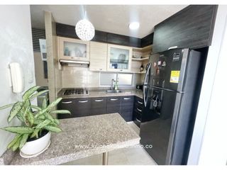 Foto 4 de VENDO APARTAMENTO REMODELADO EN MONSERRAT