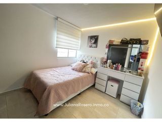 Foto 6 de VENDO APARTAMENTO REMODELADO EN MONSERRAT