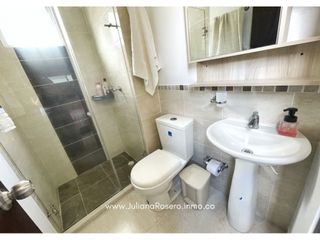 Foto 7 de VENDO APARTAMENTO REMODELADO EN MONSERRAT