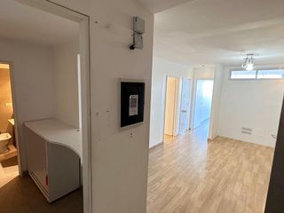 Foto 1 de VENTA Oficina de 57M2 con Divisiones y  Cochera en Nuñez - LIBERTADOR STUDIOS