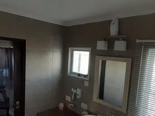 Foto 17 de Casa en venta - 5 dormitorios 3 baños - 140mts2 - Ringuelet