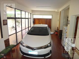 Foto 22 de Casa alquiler o venta Santa Genoveva, 3 dormitorios, 3 baños, quincho-garaje y jardín