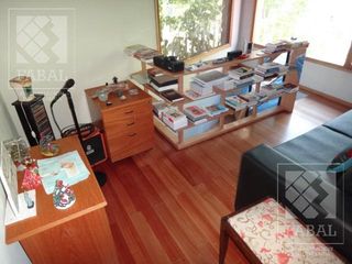 Foto 14 de Casa alquiler o venta Santa Genoveva, 3 dormitorios, 3 baños, quincho-garaje y jardín