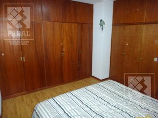 Foto 17 de Casa alquiler o venta Santa Genoveva, 3 dormitorios, 3 baños, quincho-garaje y jardín
