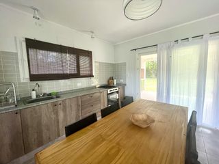 Foto 16 de Venta casa en Lobos con jardín 850m2 Arbolado, Alambrado!