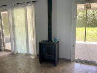Foto 22 de Venta casa en Lobos con jardín 850m2 Arbolado, Alambrado!