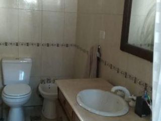 Foto 6 de Casa en venta - 1 dormitorio 1 baño - Cochera - 528mts2 - Manuel B. Gonnet, La Plata