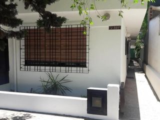 Foto 1 de PH en venta - 1 dormitorio 1 baño - 20mts2 totales- Las Toninas