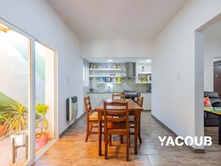 Foto 5 de PH en venta - 2 Dormitorios 1 Baño - 152mts2 - La Plata
