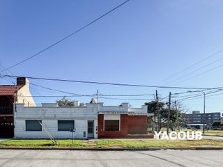 Foto 2 de PH en venta - 2 Dormitorios 1 Baño - 152mts2 - La Plata