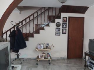 Foto 4 de Casa en Pompeya sobre dos lotes