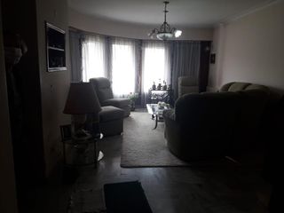 Foto 1 de Casa en Pompeya sobre dos lotes