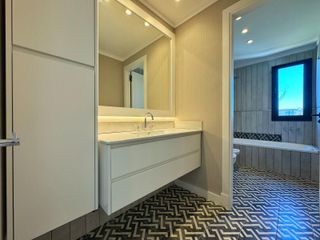 Foto 8 de Venta de casa 5 ambientes con pileta climatizada en Rumenco Joven