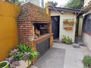 Foto 38 de PH 3 Ambientes con Jardin, Cochera y Parrilla - Quilmes