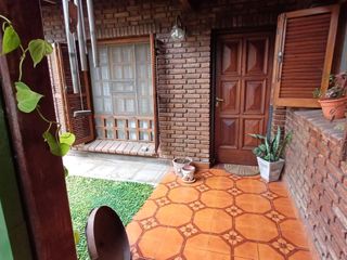 Foto 11 de PH 3 Ambientes con Jardin, Cochera y Parrilla - Quilmes