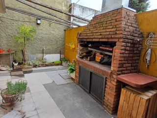 Foto 37 de PH 3 Ambientes con Jardin, Cochera y Parrilla - Quilmes