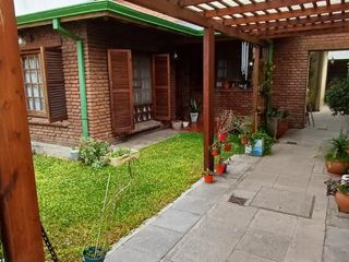 Foto 4 de PH 3 Ambientes con Jardin, Cochera y Parrilla - Quilmes