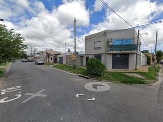 Foto 10 de Complejo de departamentos - 4 Dormitorios 3 Baños - 213mts2 - La Plata